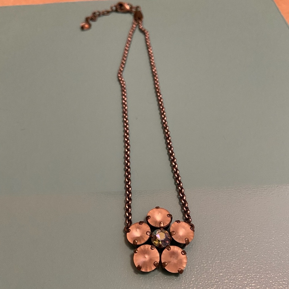 Sabika necklace.